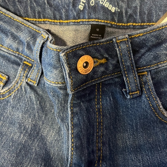 Girls Bundle Jeans (New) - Picture 9 of 12